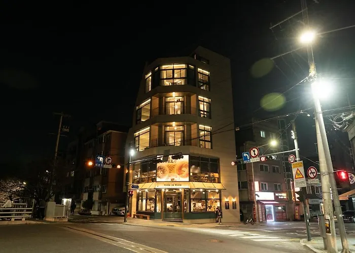 6인#홍대#dmc역#커플,가족,단체여행#프라이빗 감성숙소#maison De Ellie