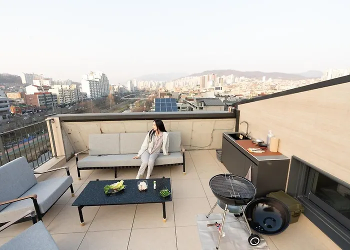 Apartment 6인#홍대#dmc역#커플,가족,단체여행#프라이빗 감성숙소#maison De Ellie Seoul