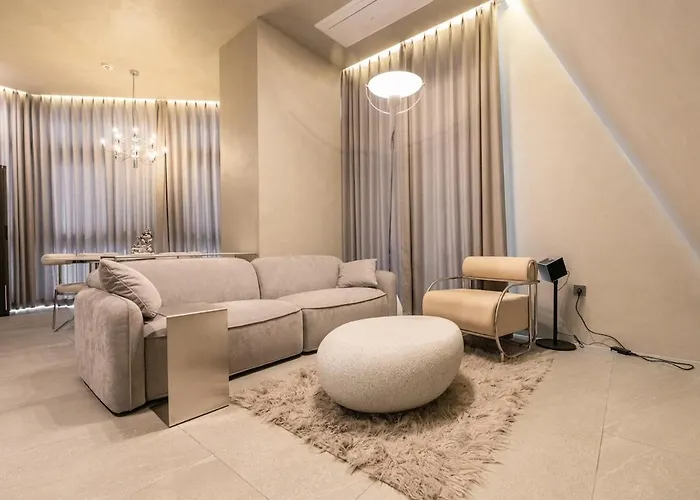 Apartment 6인#홍대#dmc역#커플,가족,단체여행#프라이빗 감성숙소#maison De Ellie Seoul