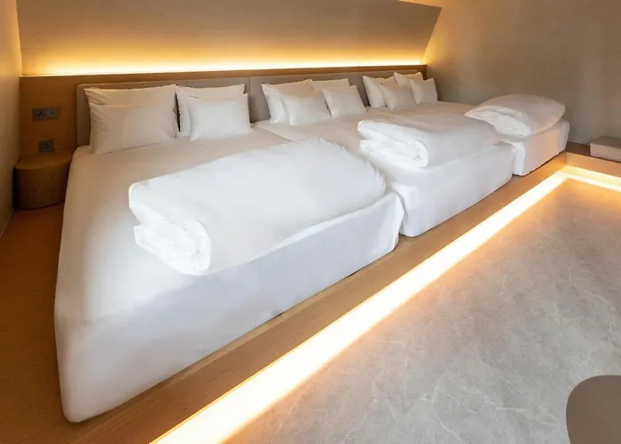 Apartment 6인#홍대#dmc역#커플,가족,단체여행#프라이빗 감성숙소#maison De Ellie Seoul